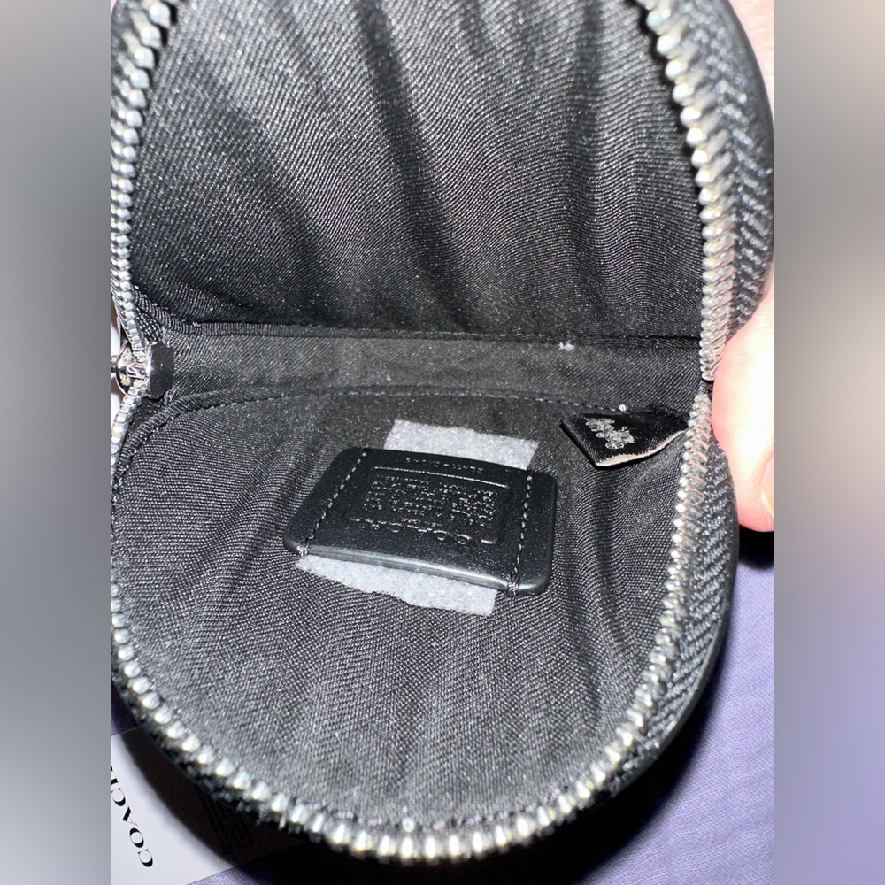 NWT COACH BLACK CAT AND MOON ZIP AROUND COIN CASE - Picture 5 of 6